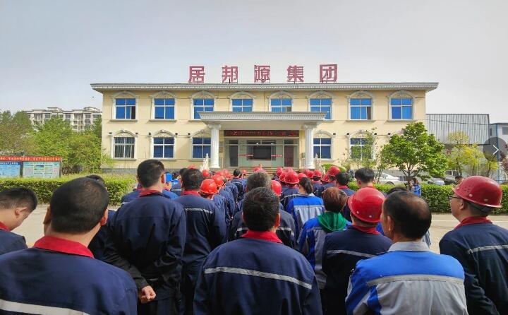 2023年4月11日，山东P站最新版下载焊接技能大比武在焊接车间正式拉开帷幕。